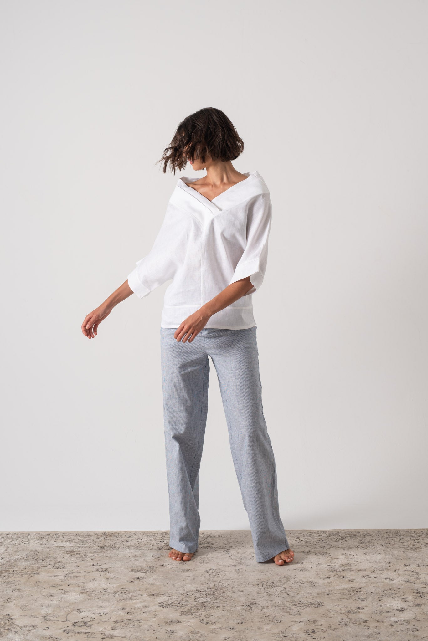 Architecture’s Linen Top White Luxmii