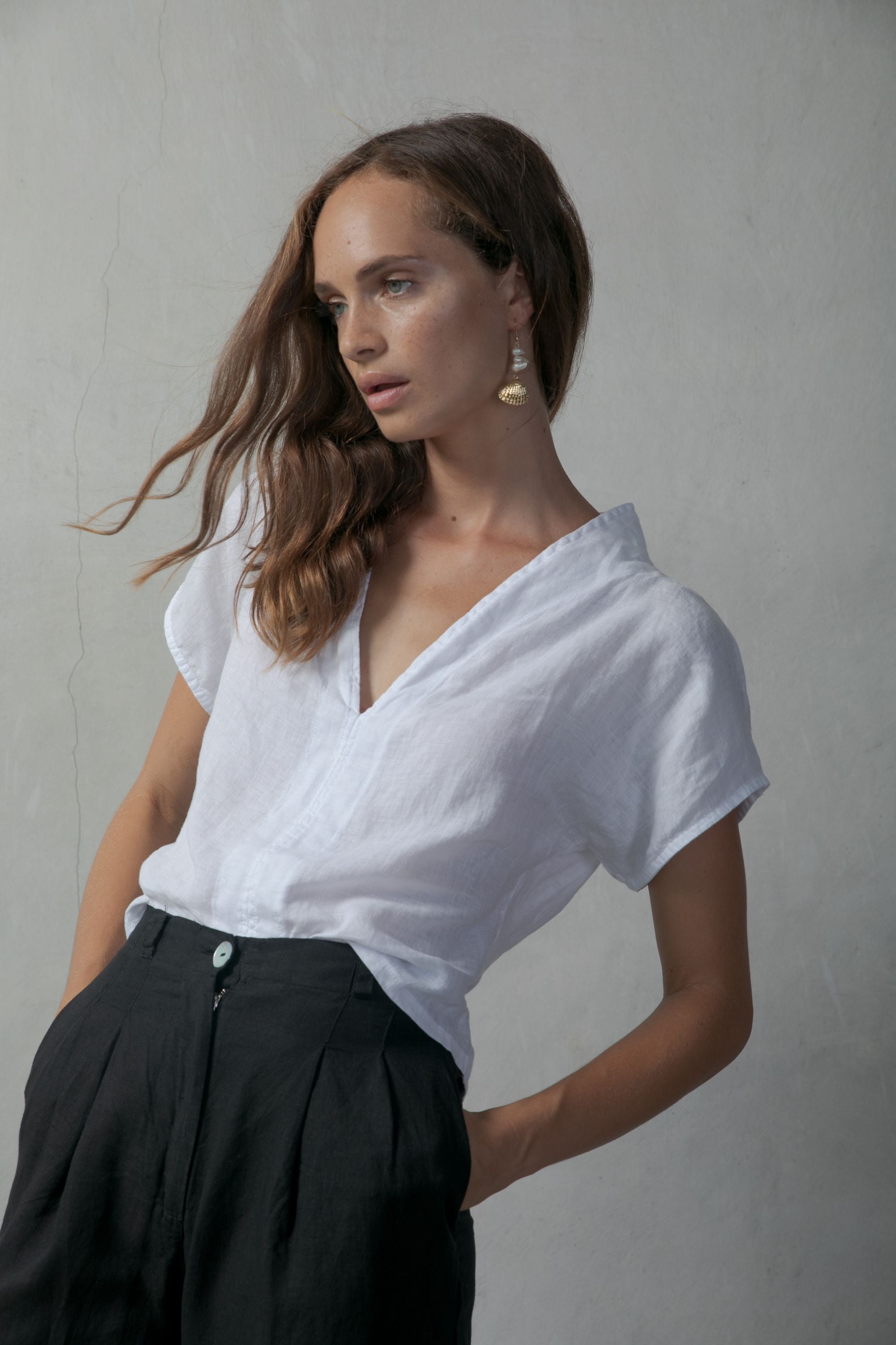 Collo Alto Linen Top White Luxmii