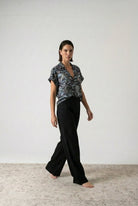 Collo Alto Top Najeon Print Luxmii