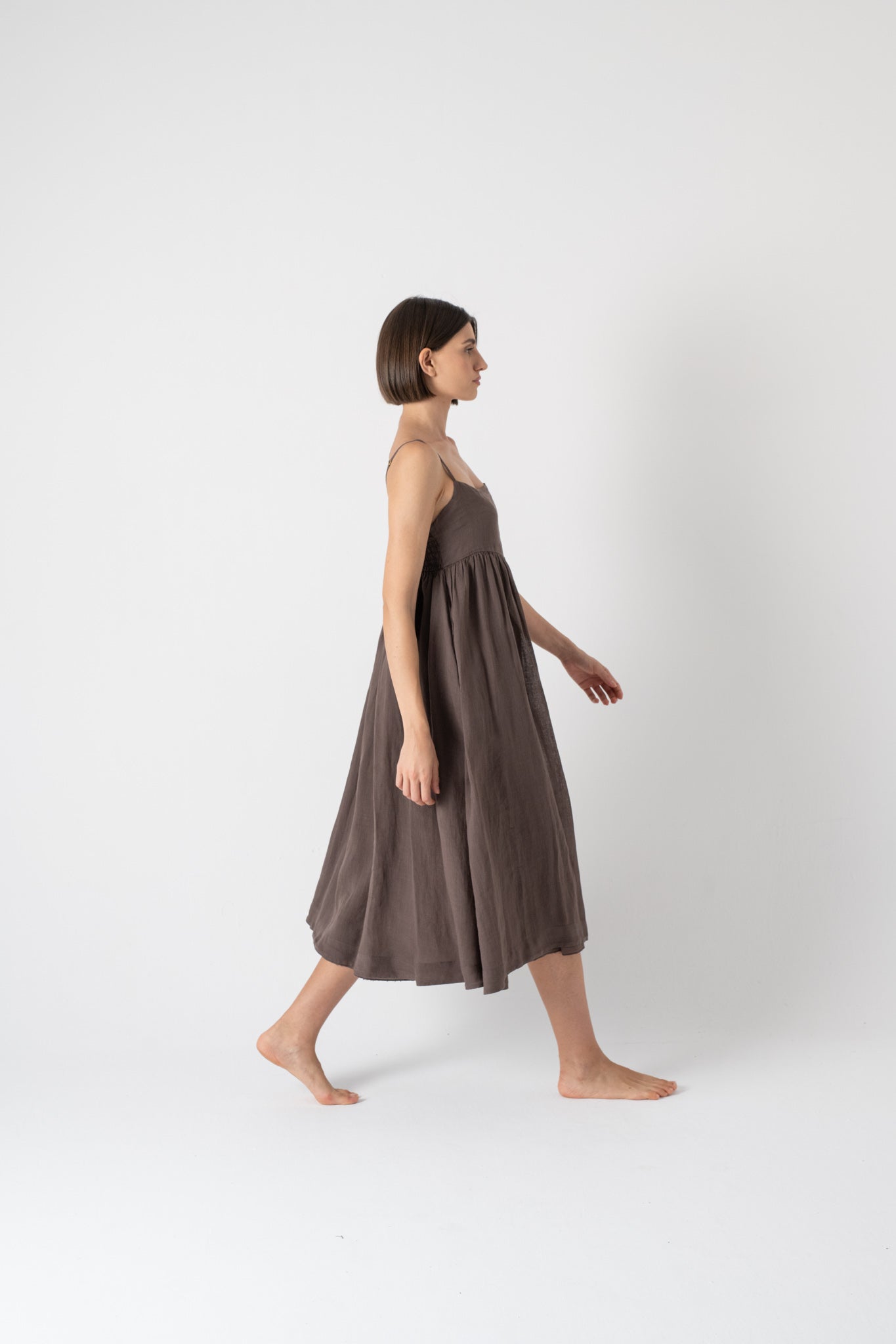 Dress 2 in Ramie brown Luxmii