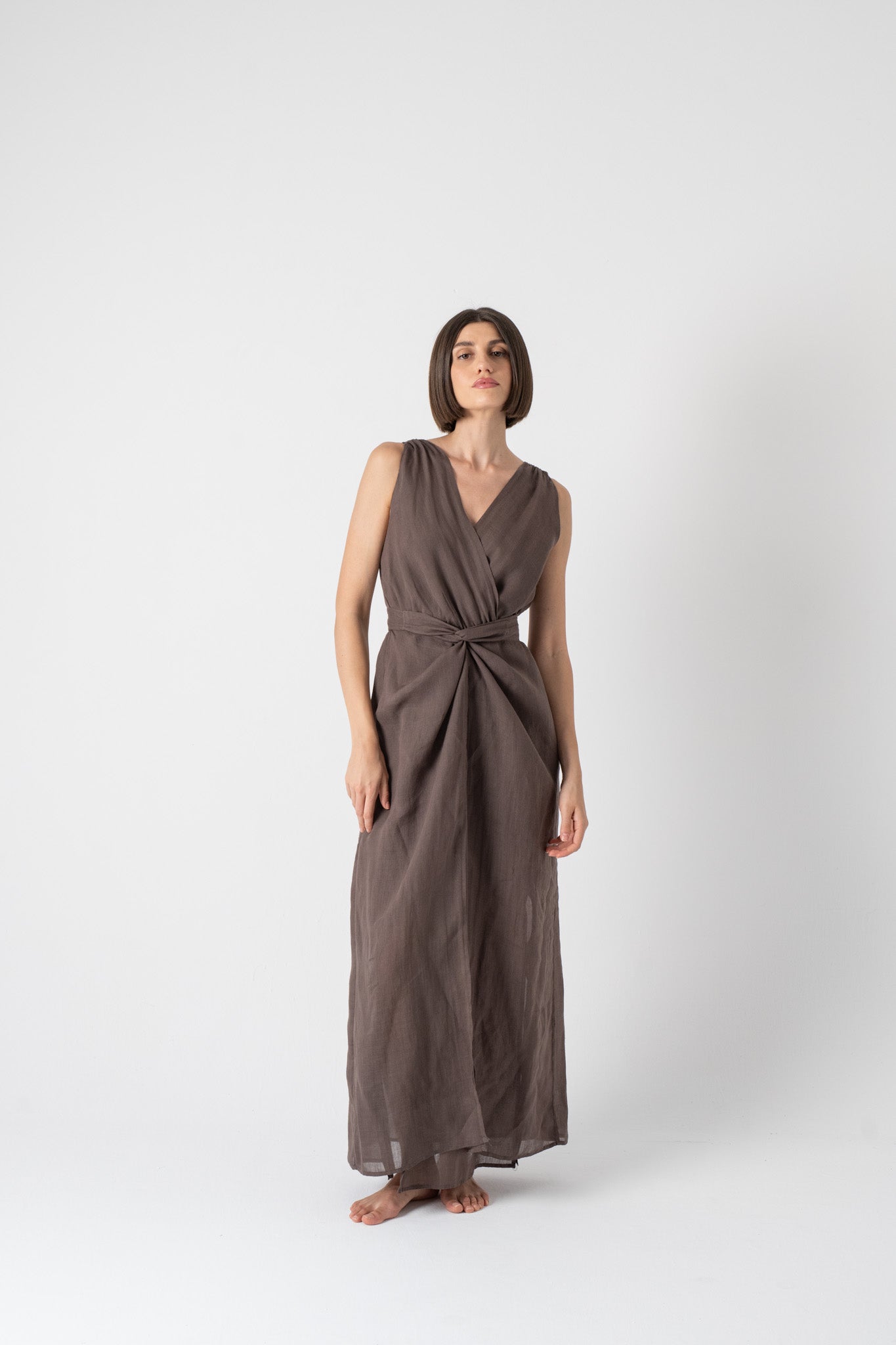 Dress 3 in Ramie brown Luxmii