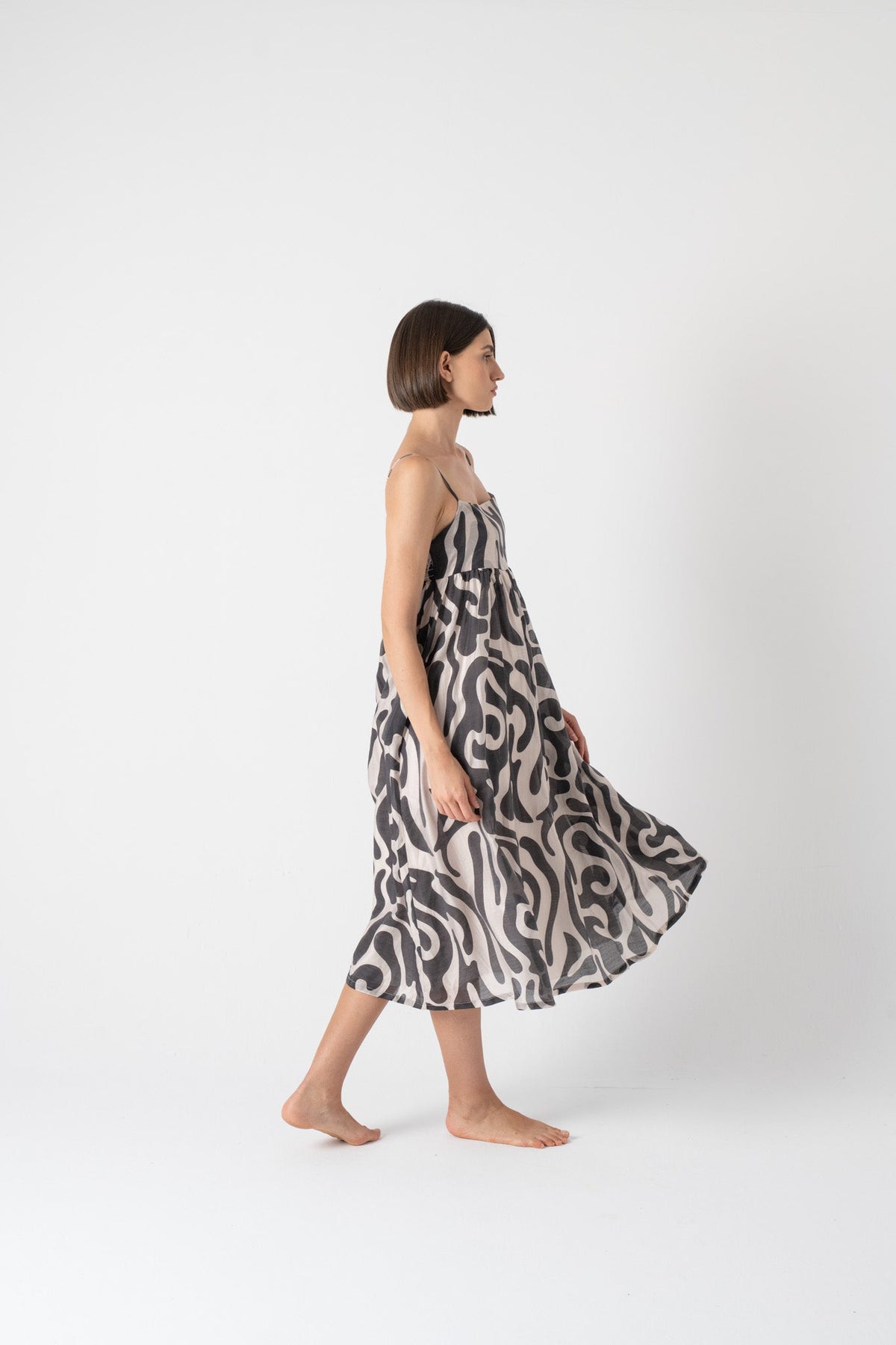 Onda Midi Dress in Savannah Print Luxmii