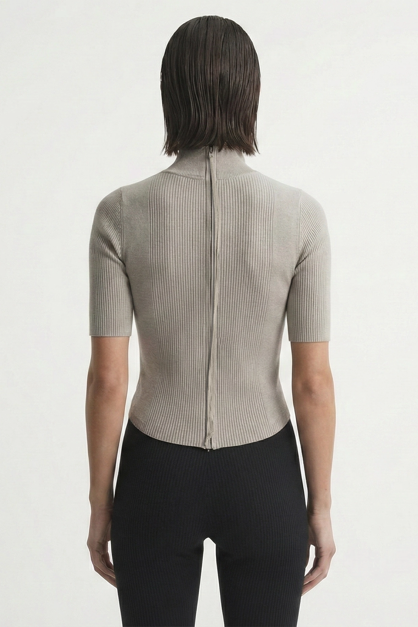 Ribbed Entonnoir Top in Pebble Grey Luxmii