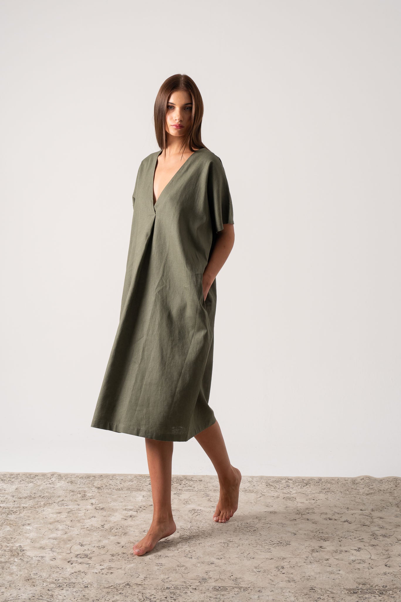 Vacanza Linen Kaftan Khaki Luxmii