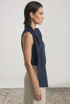 Vaeli Scarf Top Navy Luxmii