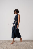 Zuri Linen Midi Dress in Navy Luxmii